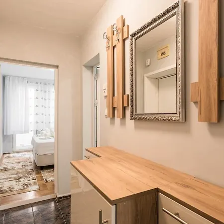 Fresh Place To In The Center Of Апартаменты Варна