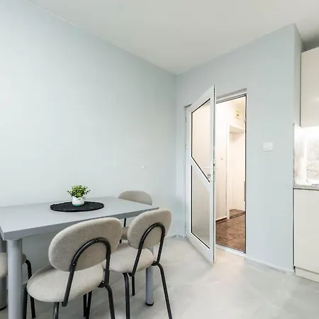 Апартаменты Fresh Place To In The Center Of Варна